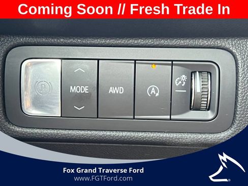 Used 2026 Chevrolet Traverse LT AWD/4WD image 18