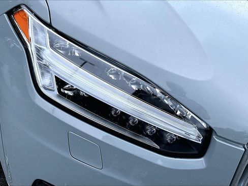 Certified 2024 Volvo XC90 B6 Plus w/ Protection Package Premier AWD/4WD image 24