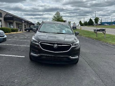 Used 2018 Buick Enclave Premium w/ Trailering Package AWD/4WD image 3