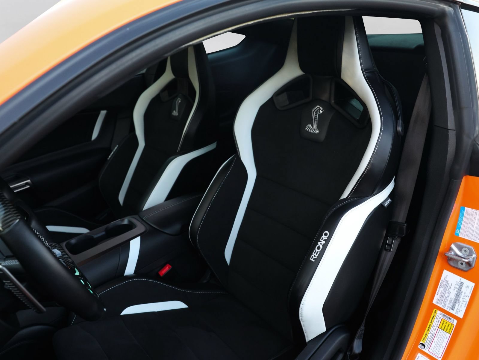 Used 2021 Ford Mustang Shelby GT500 w/ Carbon Fiber Track Pack RWD image 22