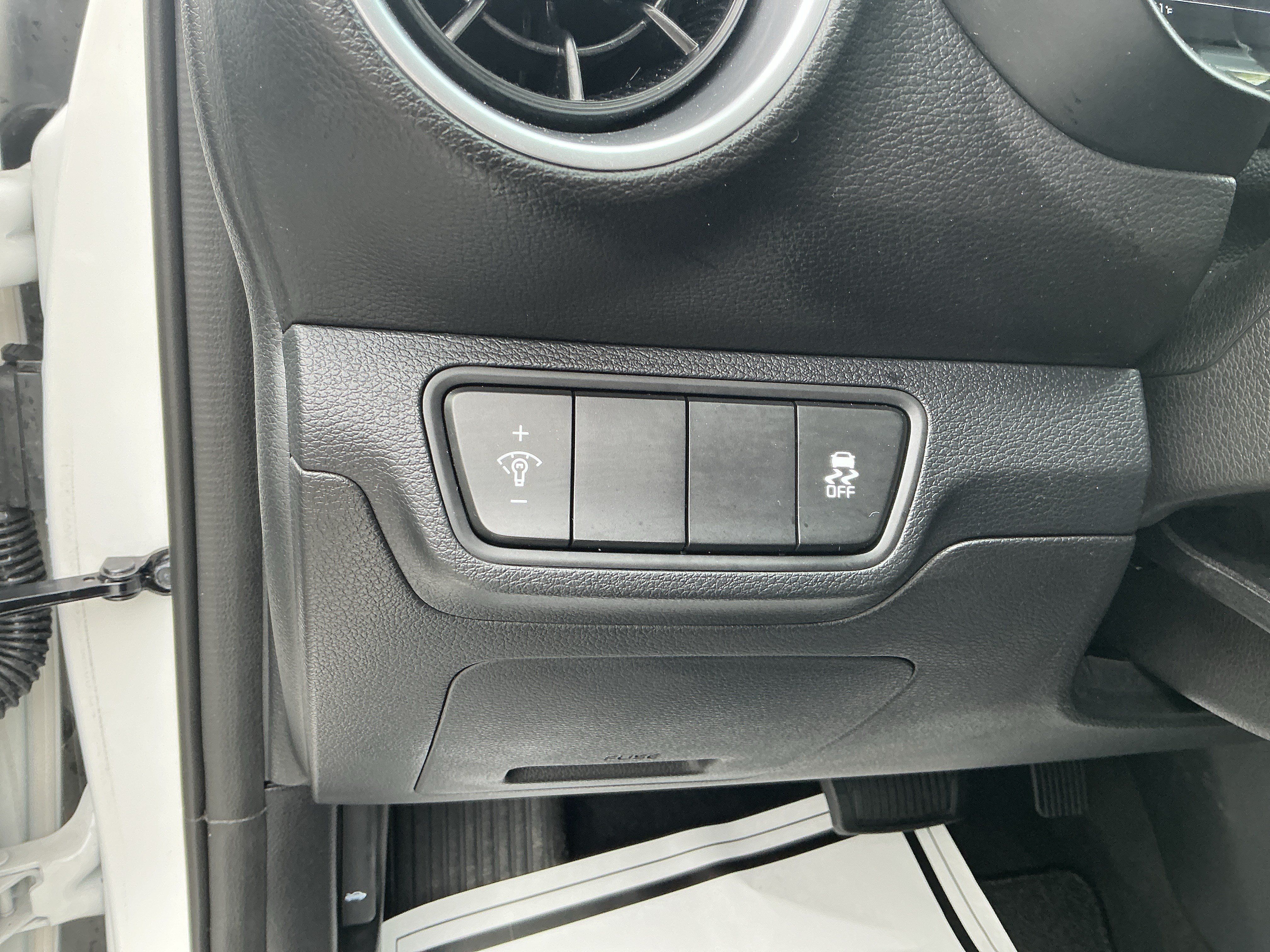 Used 2024 Kia Forte LXS FWD image 20