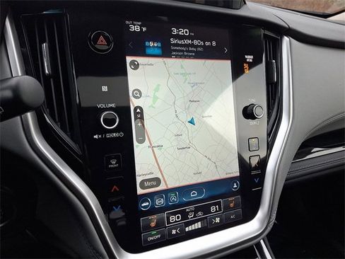 Certified 2022 Subaru Outback Limited XT image 18