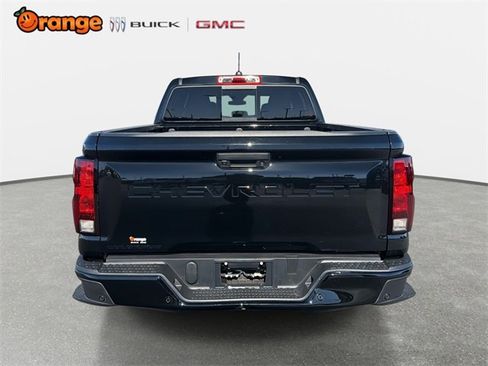 Used 2025 Chevrolet Colorado W/T w/ WT Custom Package image 4
