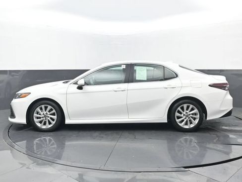 Used 2023 Toyota Camry LE FWD image 24