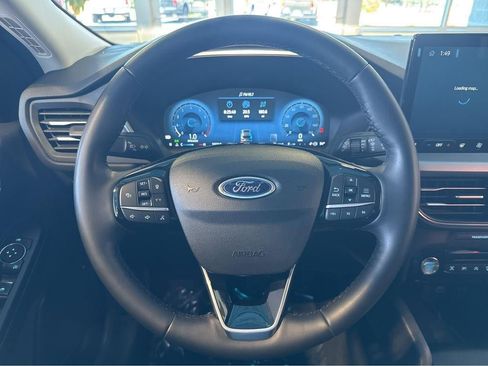 Used 2024 Ford Escape Platinum AWD/4WD image 18