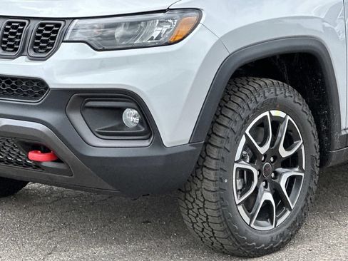 New 2026 Jeep Compass Trailhawk AWD/4WD image 7