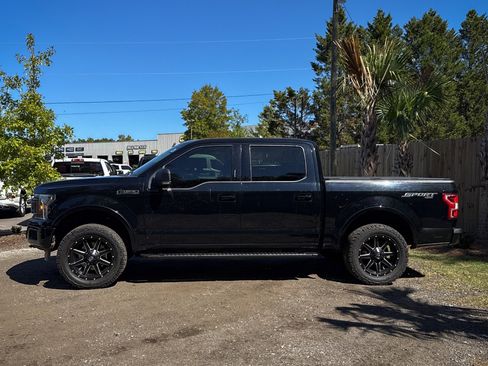 Used 2018 Ford F150 XLT w/ Equipment Group 302A Luxury image 5