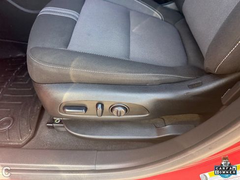 Certified 2024 Chevrolet Blazer LT w/ Convenience Package FWD image 19