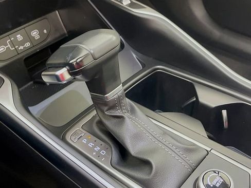 Used 2024 Kia Sorento EX w/ Panoramic Sunroof Package FWD image 18