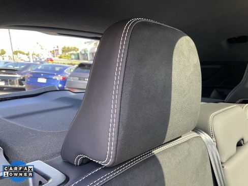 Used 2023 Volvo XC40 Recharge Plus image 53