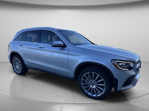 Used 2022 Mercedes-Benz GLC 300 GLC 300 image 7