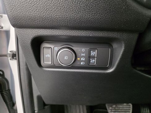 Used 2025 Ford Ranger Lariat w/ Chrome Accent Package image 33