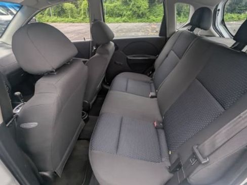 Used 2006 Chevrolet Aveo LS FWD image 20