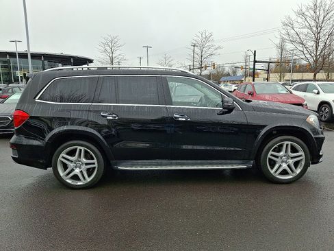 Used 2014 Mercedes-Benz GL 550 4MATIC image 7