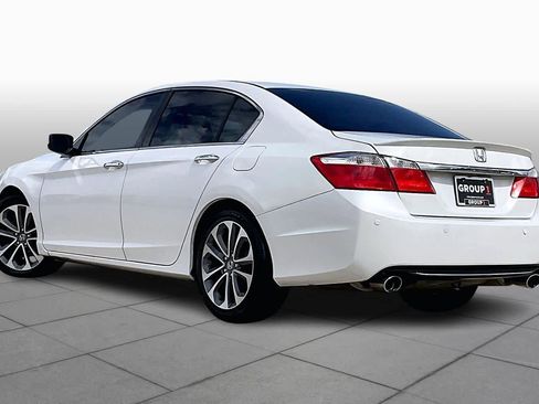 Used 2015 Honda Accord Sport image 11