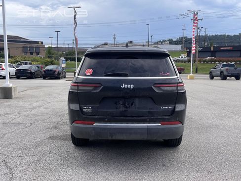 Used 2025 Jeep Grand Cherokee L Limited AWD/4WD image 4