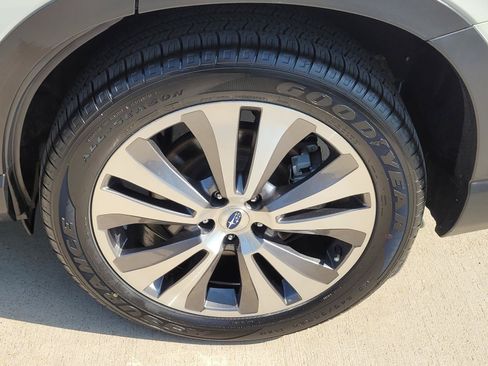 Used 2022 Subaru Ascent Limited w/ Technology Package AWD/4WD image 23