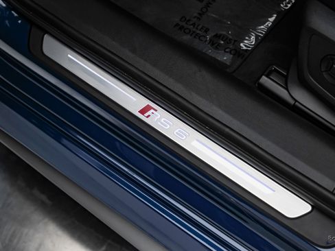 Used 2025 Audi RS 6 performance image 38