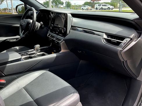 Used 2024 Lexus RX 350 FWD w/ Technology Package image 19