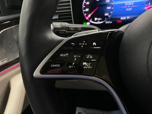 Certified 2026 Mercedes-Benz GLE 450 4MATIC image 17