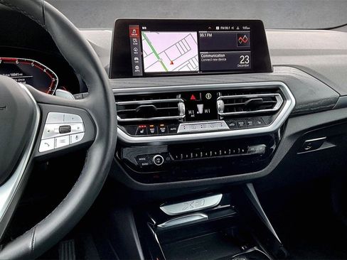 Used 2024 BMW X3 xDrive30i w/ Convenience Package image 9