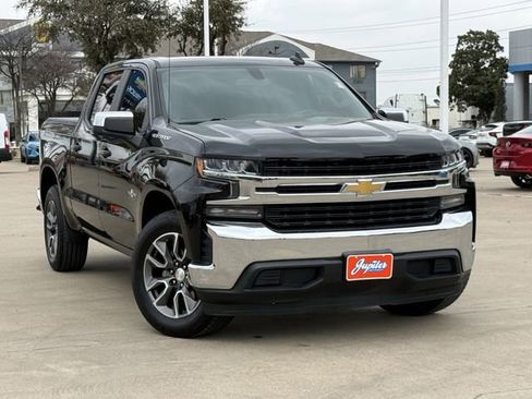 Certified 2022 Chevrolet Silverado 1500 LT image 2