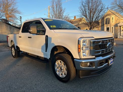Used 2024 Ford F250 XLT w/ Snow Plow Prep Package image 7