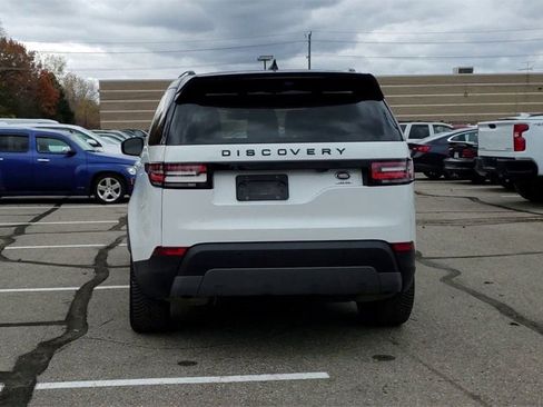 Used 2019 Land Rover Discovery HSE image 7