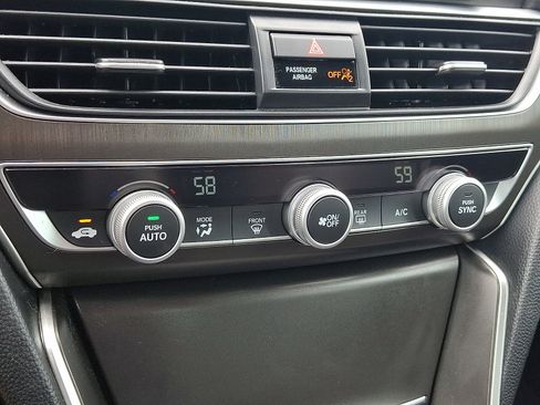 Used 2019 Honda Accord LX image 15