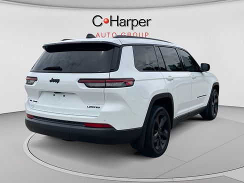 Used 2023 Jeep Grand Cherokee L Limited w/ Black Appearance Package AWD/4WD image 3
