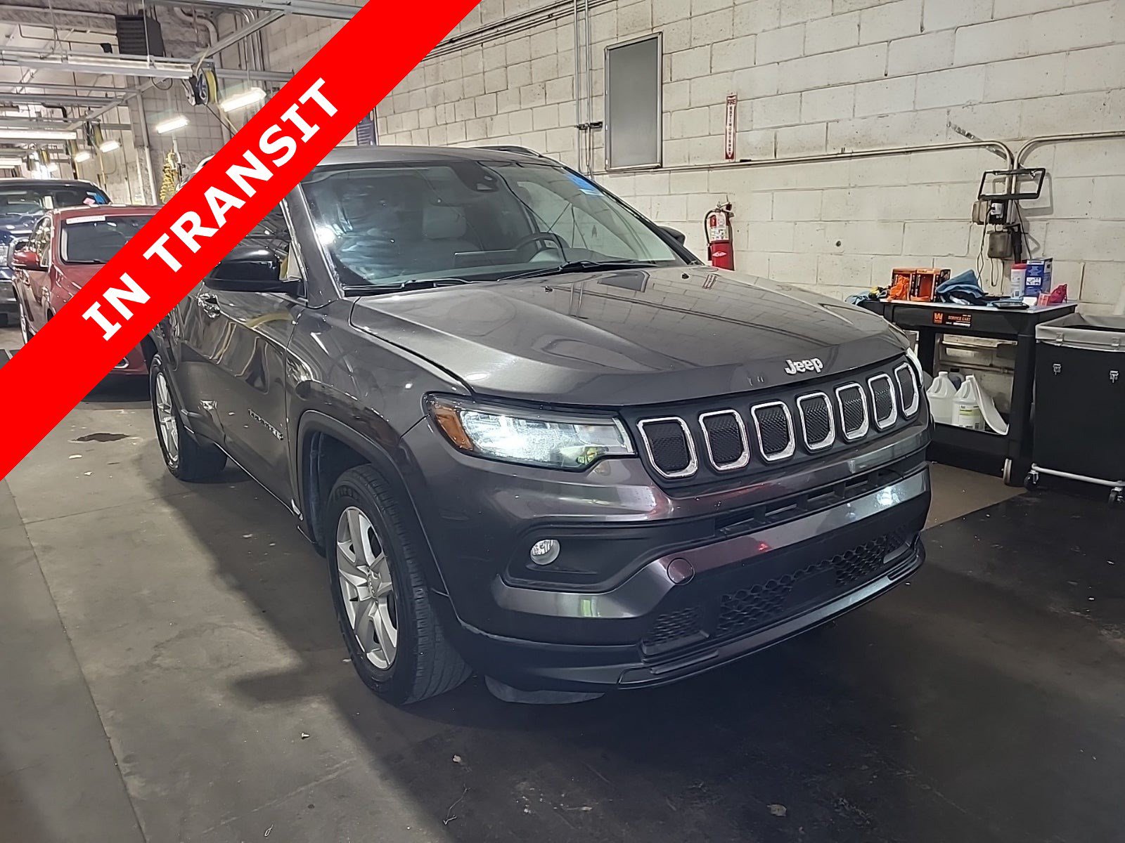 Used 2022 Jeep Compass Latitude w/ Sun and Sound Group AWD/4WD image 5