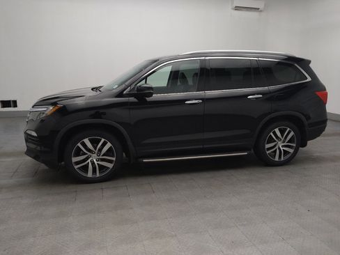 Used 2017 Honda Pilot Elite image 2