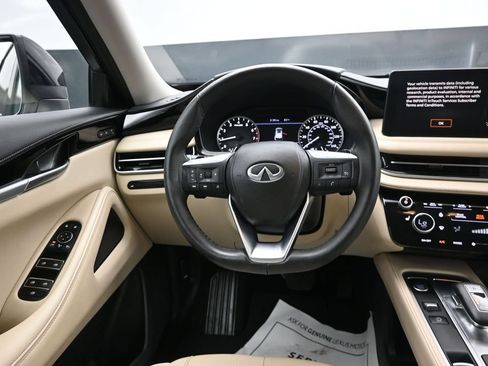 Certified 2025 INFINITI QX60 Pure FWD image 14