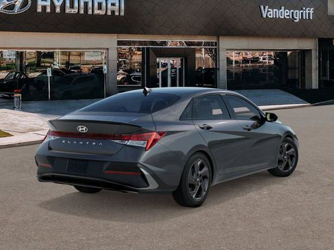 New 2026 Hyundai Elantra Sport image 4