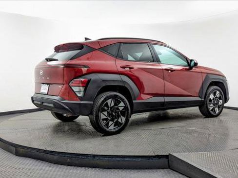 Used 2024 Hyundai Kona SEL image 8
