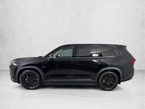 Used 2026 Toyota Grand Highlander XLE FWD image 6