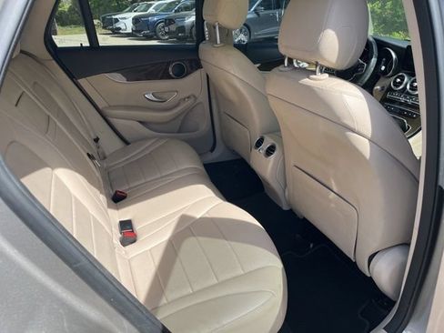 Used 2021 Mercedes-Benz GLC 300 image 14