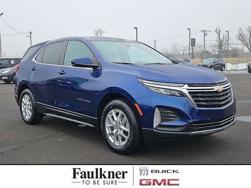 Used 2022 Chevrolet Equinox LT image 1