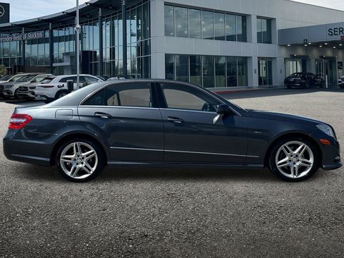 Used 2013 Mercedes-Benz E 350 Sedan image 3