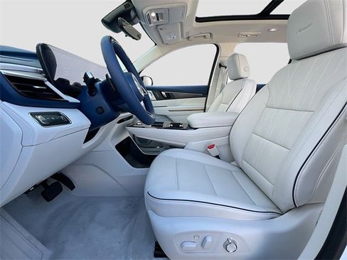 New 2026 Buick Enclave Avenir w/ Super Cruise Package image 15