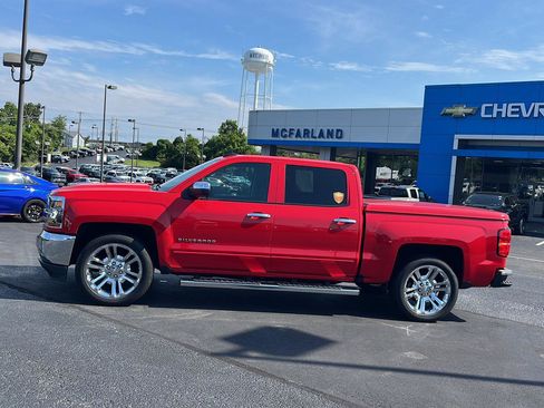 Used 2018 Chevrolet Silverado 1500 LT w/ All Star Edition RWD image 2