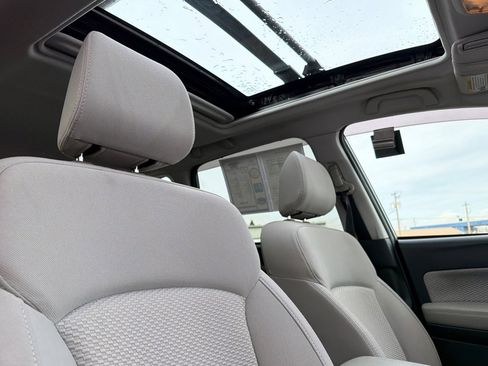 Used 2017 Subaru Forester 2.5i Premium image 16