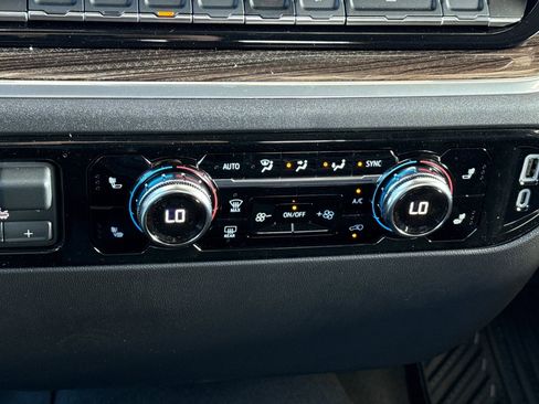 New 2026 GMC Sierra 1500 Elevation image 21