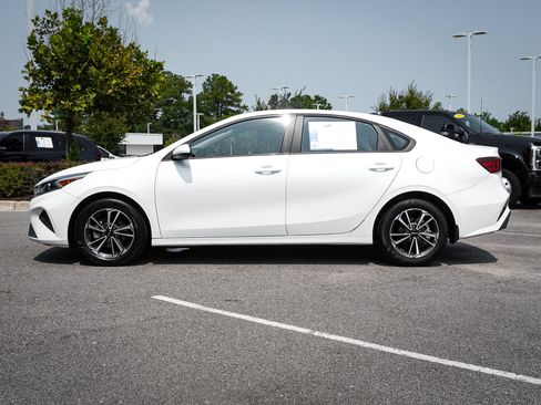 Used 2023 Kia Forte LXS FWD image 7