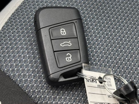 Used 2026 Volkswagen Taos S AWD/4WD image 21