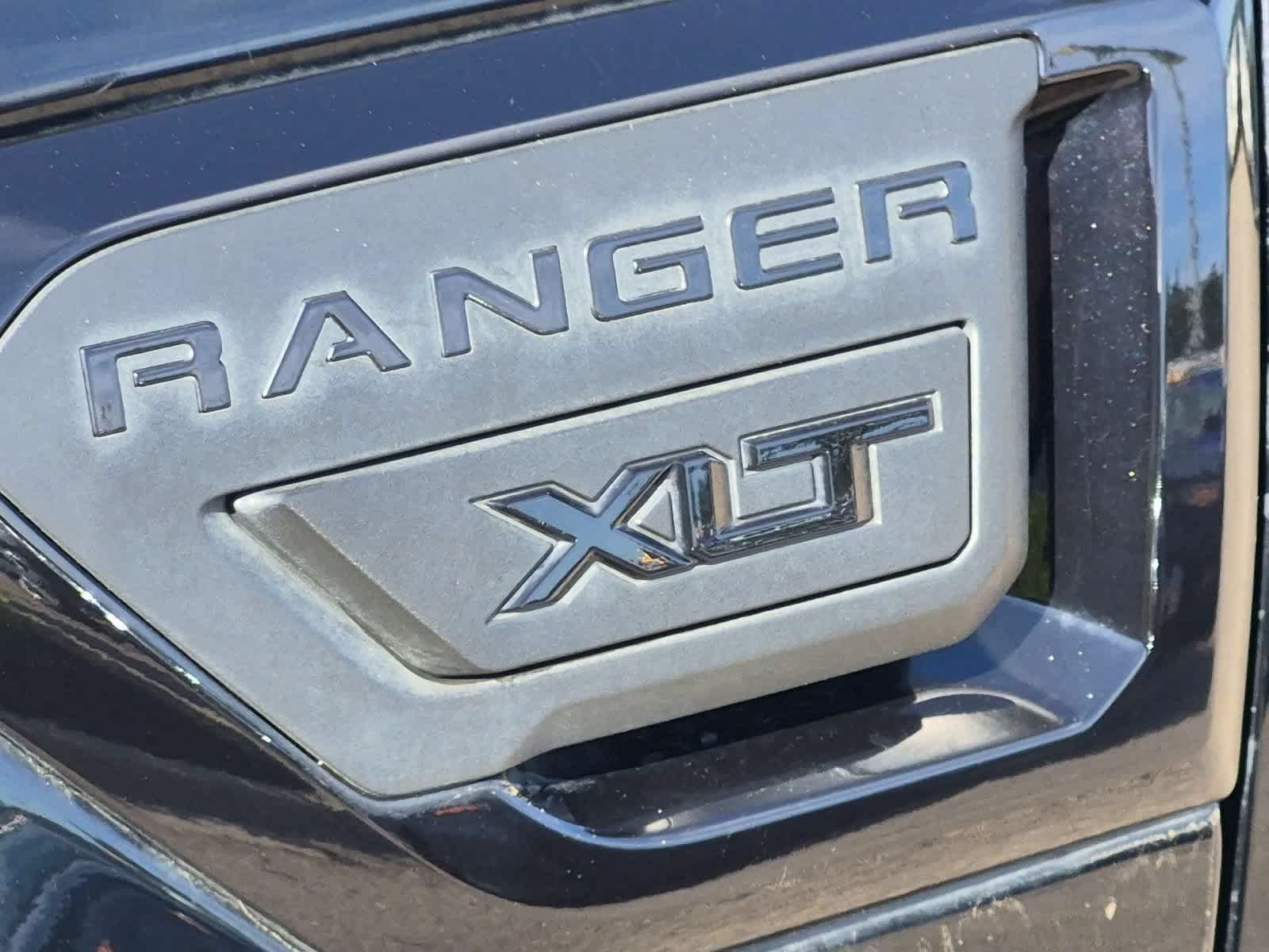 Used 2019 Ford Ranger XLT w/ Equipment Group 302A Luxury AWD/4WD image 13