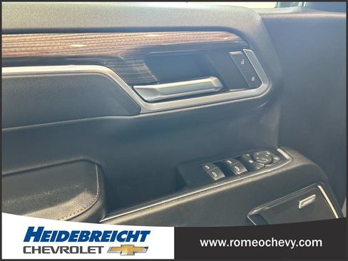 Used 2023 Chevrolet Silverado 1500 RST w/ Convenience Package II AWD/4WD image 11