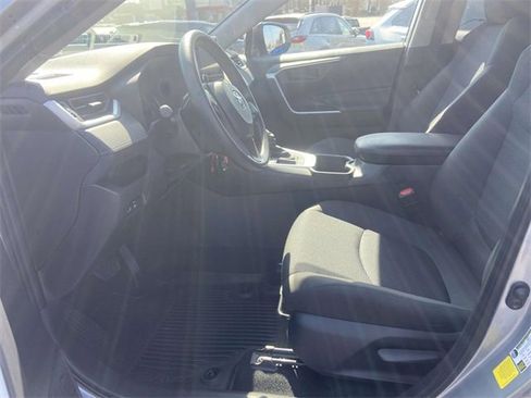 Used 2025 Toyota RAV4 LE image 9