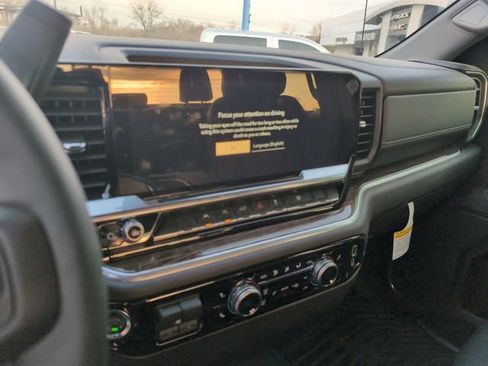 New 2025 GMC Sierra 1500 Elevation image 23