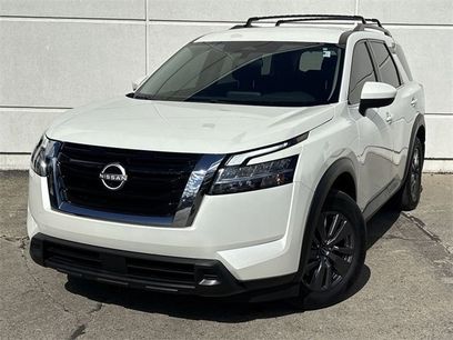 Used 2022 Nissan Pathfinder SV
